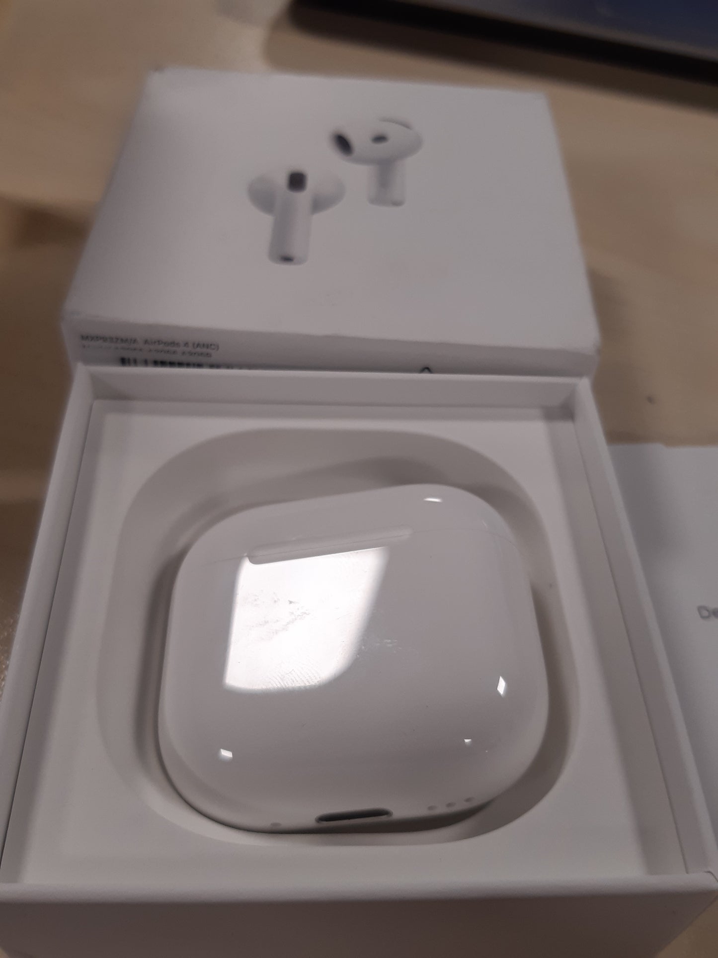 266050 - APPLE Kufje pa tel AirPods 4, Bluetooth, anulim aktiv i zhurmës, modalitet transparence, material plastike