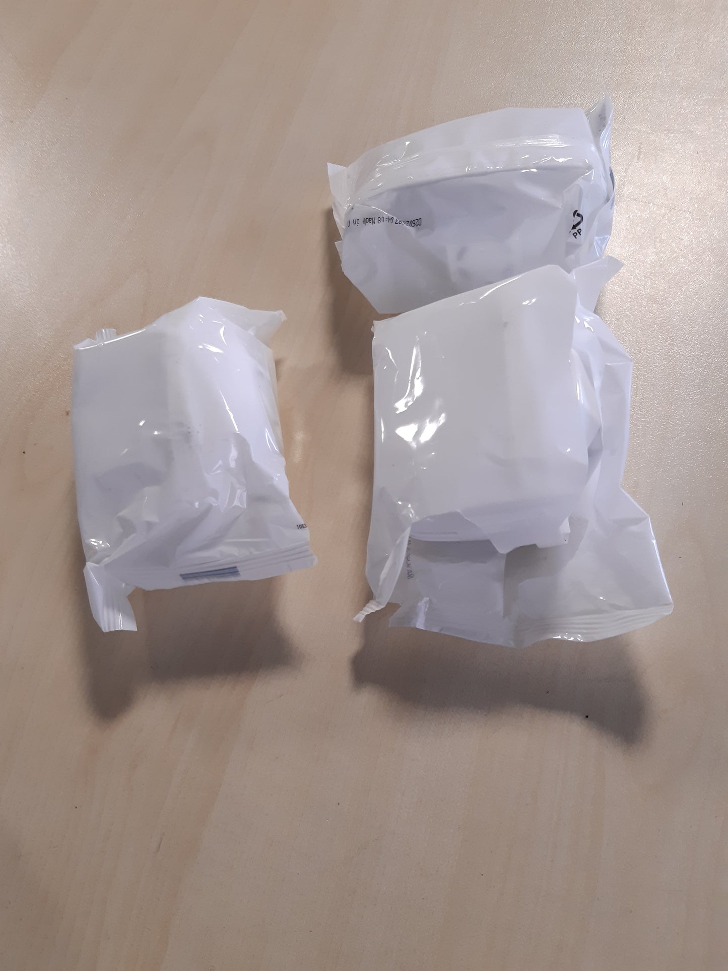 247642 - Amazon Basics Fishekë filtri uji, pako me 3 copë, të pajtueshme me të gjitha sistemet BRITA, përfshirë PerfectFit