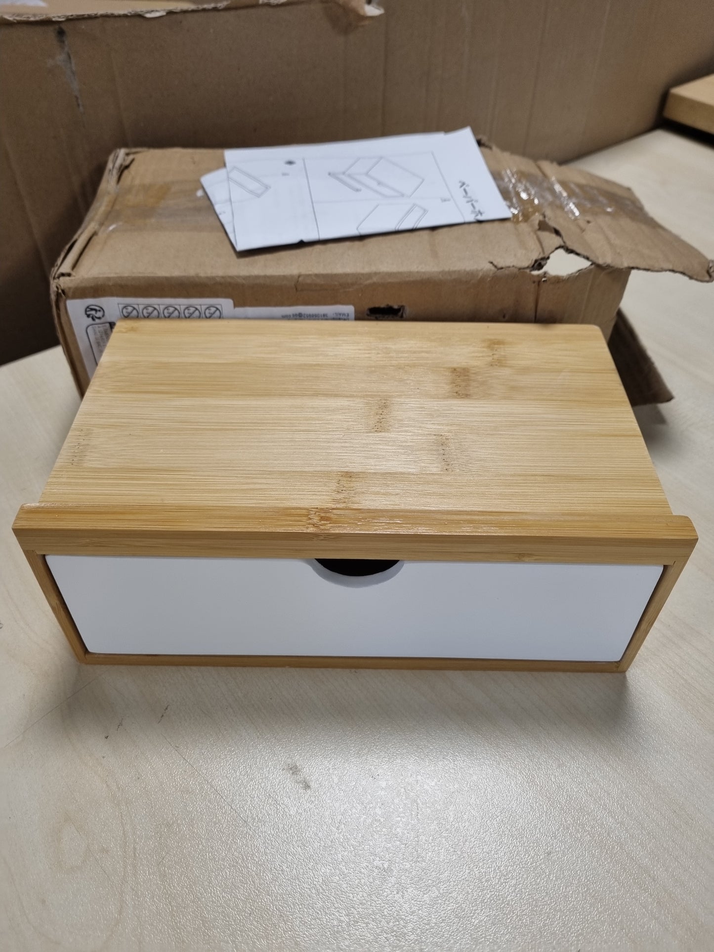215558 - VNINKUL Mbajtëse letre higjienike prej bambuje, Mbajtëse letre higjienike e montuar në mur 23.5 x 16 x 14.5 cm, Dispenser letre higjienike i montuar në mur me sirtar depozitimi për kuzhinë, zyrë, banjo (e bardhë)