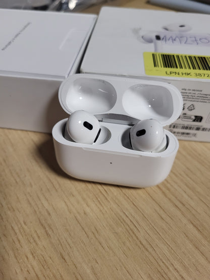 111270 - APPLE AirPods Pro (Gjenerata e 2-të) me Mbulesë MagSafe, Modeli MTJV3ZM/A