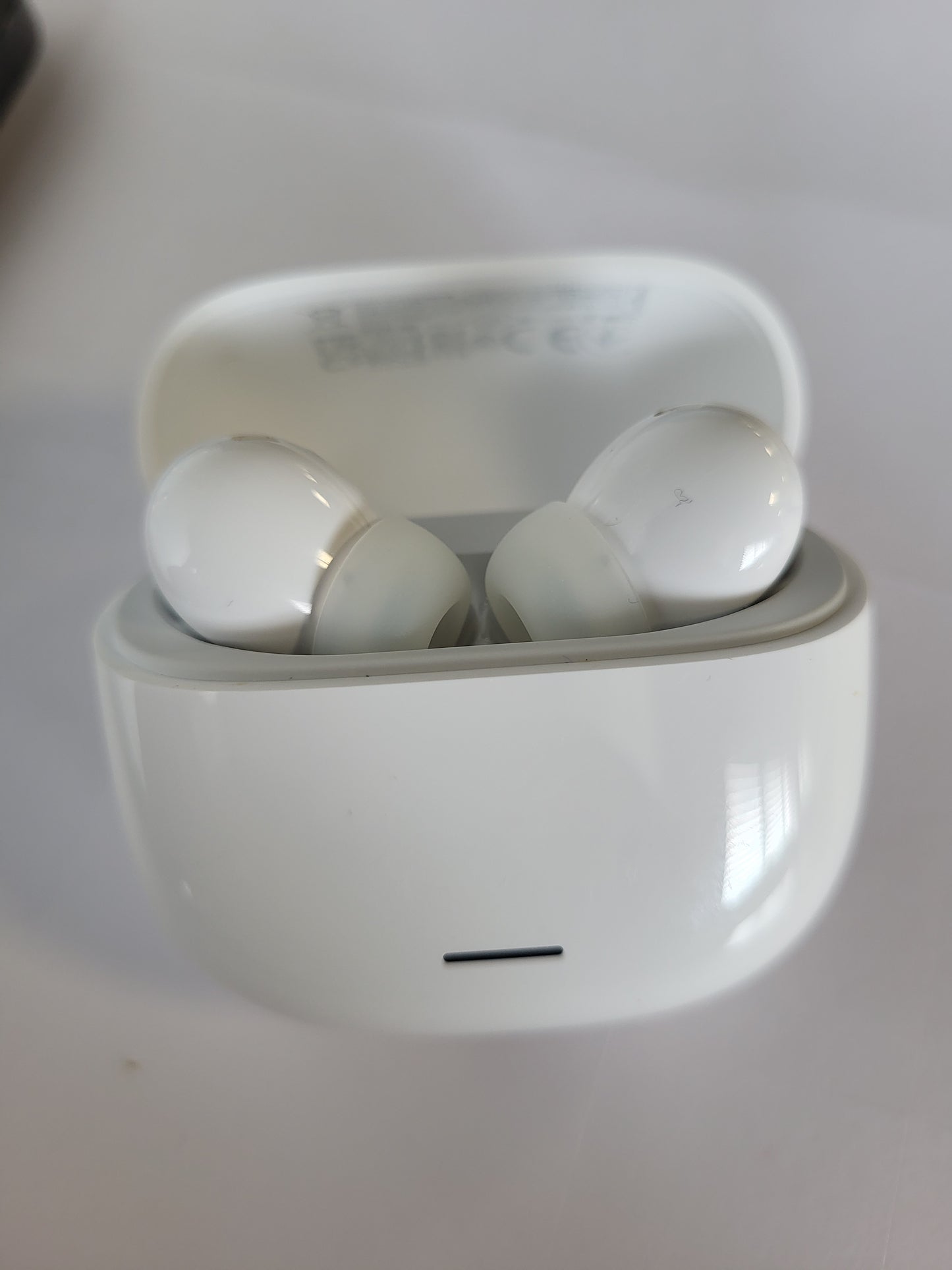 268599 - XIAOMI REDMI KUFJE BLUETOOTH BUDS 8 LITE - True Wireless, Anulim Aktiv i Zhurmës 42dB, Altoparlant 12.4 mm, Jetëgjatësi Baterie deri në 36 orë, Bluetooth 5.4, Të Bardha