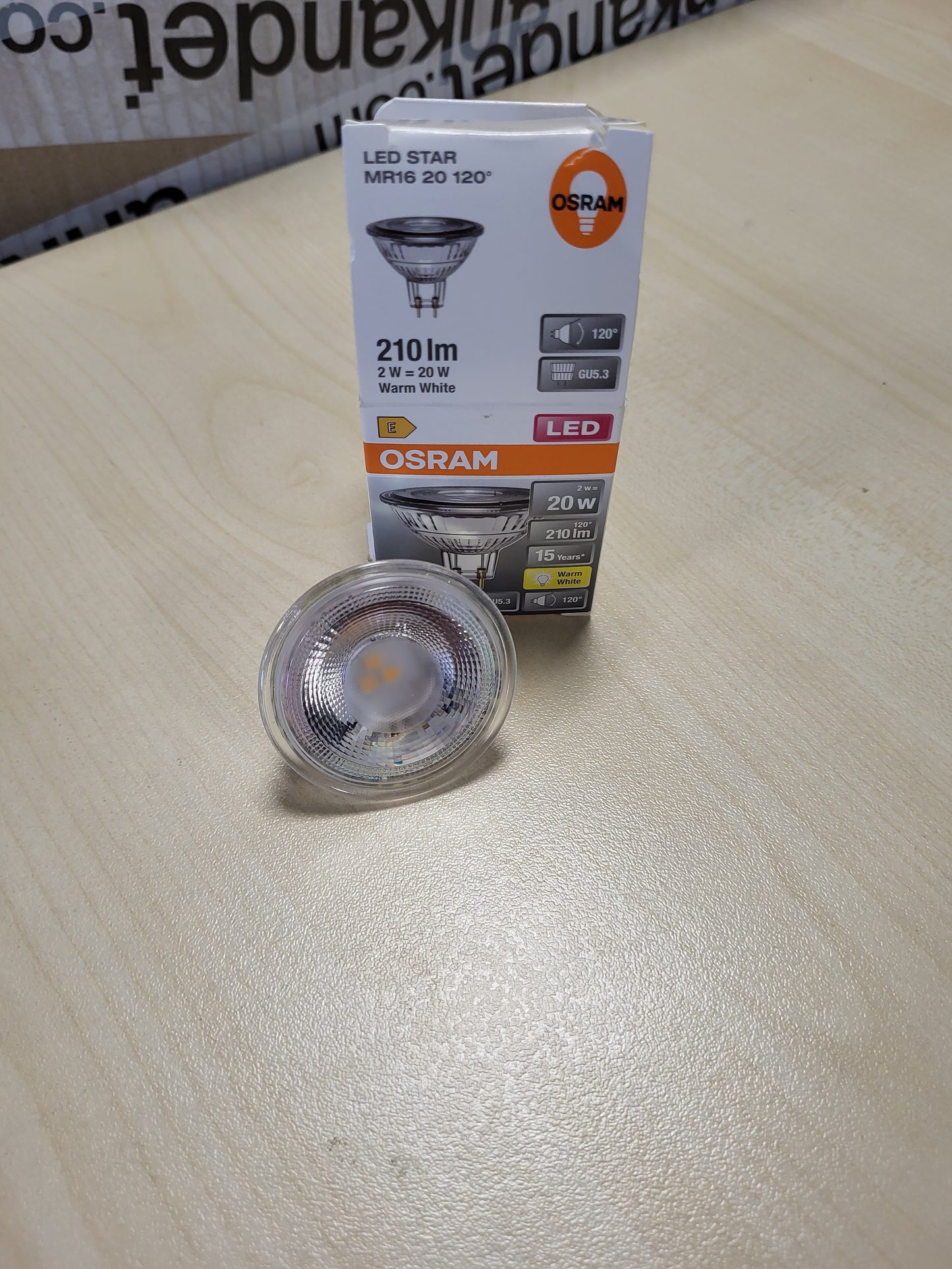 230024 - OSRAM Llambë me Spot LED Star MR16 2W 827, 2700K, GU5.3, 120°, 210 lm, tension i ulët, dizajn prej xhami