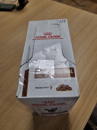 215731 - ROYAL CANIN Ushqim i lagësht për mace të rritura | 12 x 85 g | Copa të holla në salcë