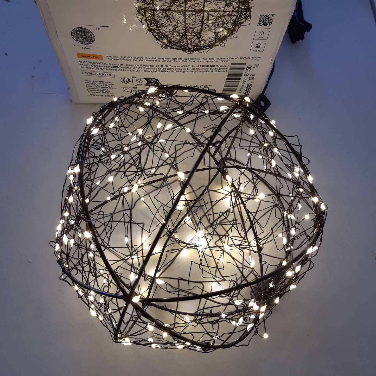 214197 - EMOS Sferë LED me tela me 200 LED, e bardhë e ngrohtë, efekt vezullues – kabllo 5 m përfshirë furnizimin me energji – Sferë drite Ø 20 cm