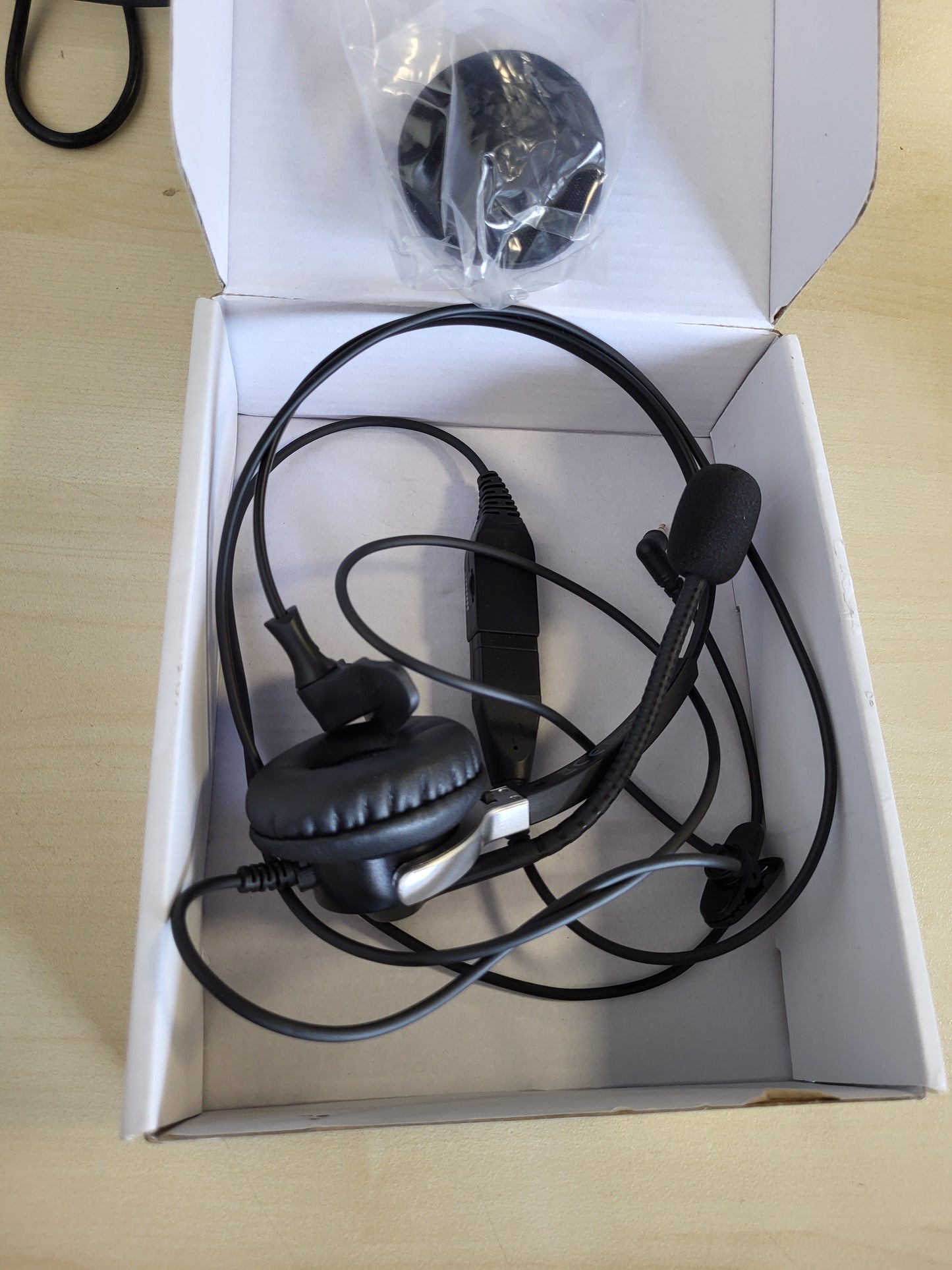 266345 - GEQUDIO Kufje me prizë 2.5 mm të pajtueshme me telefonat pa tel Gigaset, Panasonic DECT, ekstra të lehta 60g (1 vesh)