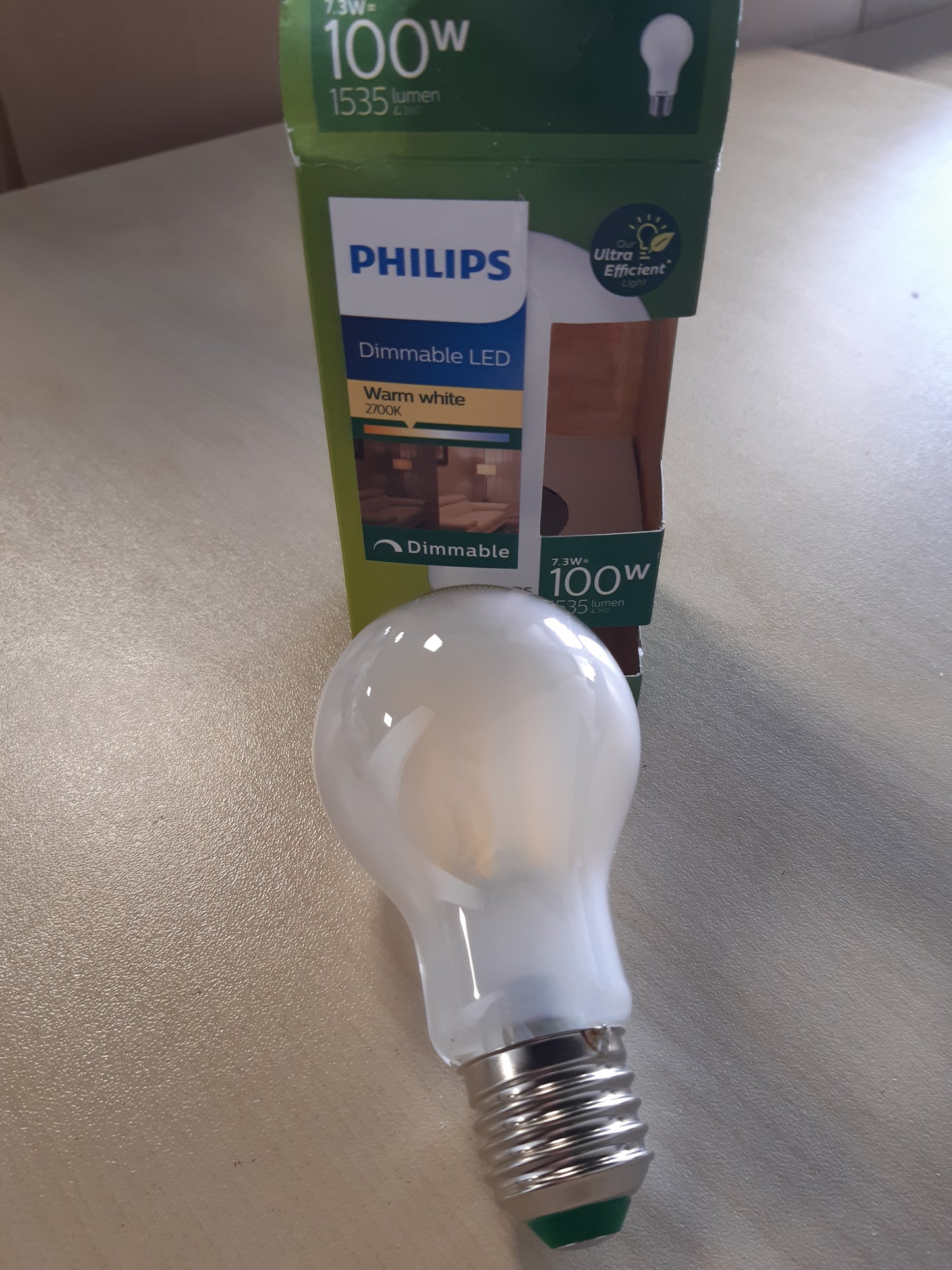 185402 - PHILIPS Llambë LED Klasike, Efikasitet Ultimativ 100W, 1535lm, A60, E27 2700K, Material Xham Akrilik, E Zbehtë, Mat