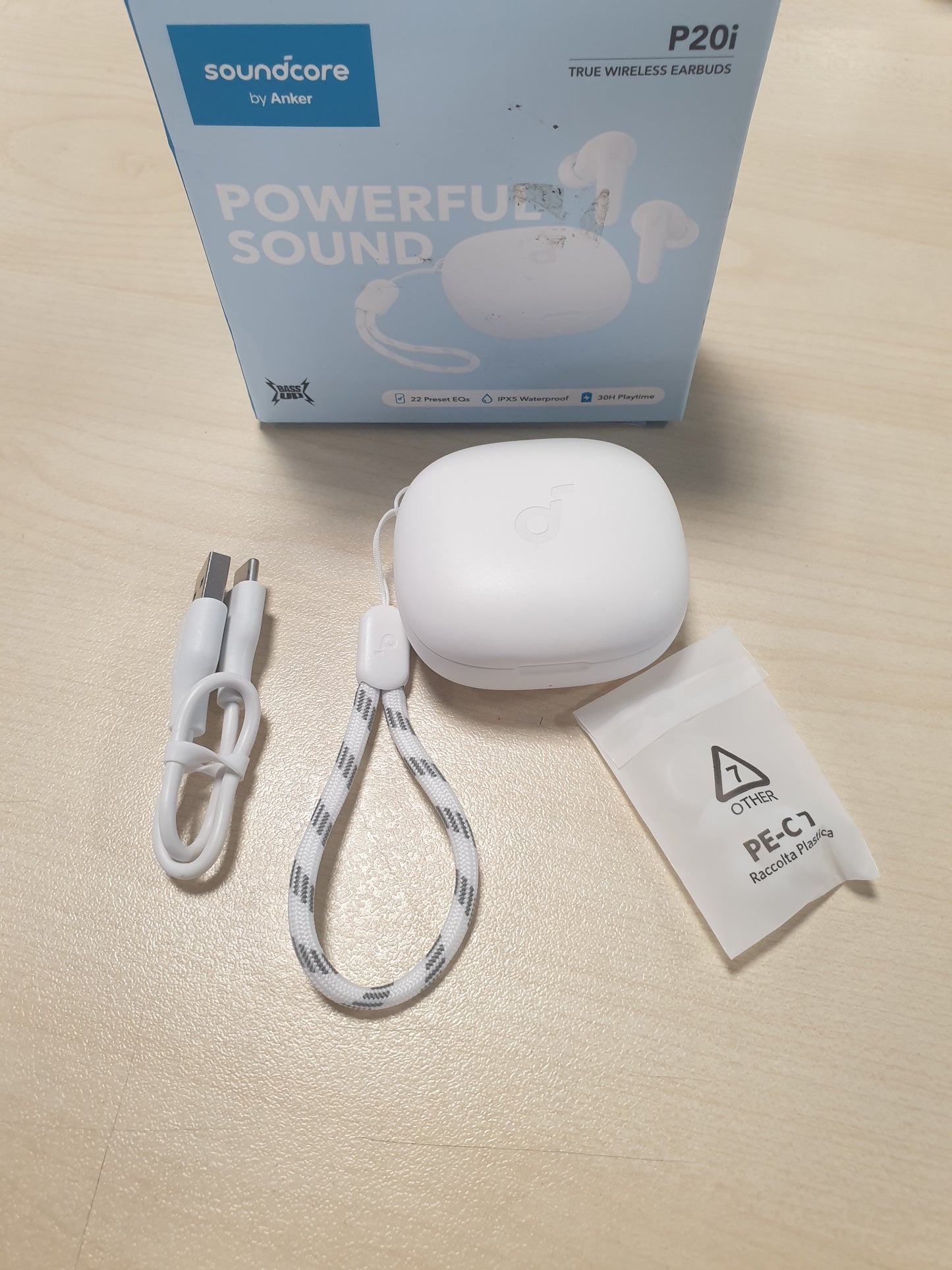 267099 - Anker Kufje Soundcore P20i True Wireless, Kufje Bluetooth Wireless, Drajverë 10 mm, Bluetooth 5.3, EQ i Personalizueshëm, Kohëzgjatje Luajtjeje 30 Orë, Rezistencë ndaj Ujit IPX5, 2 Mikrofonë me AI (të Bardhë) (Të Rinovuar)