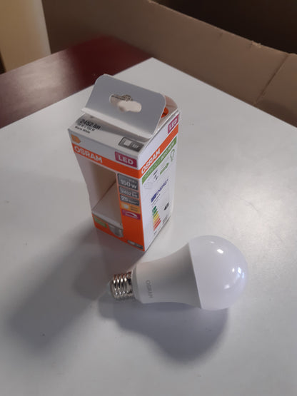 207007 - OSRAM - Llambë LED SUPERSTAR CLASSIC A me errësim, 20W, ekuivalente me llambë inkandeshente 150W, bazë E27, e bardhë e ngrohtë (2700K), formë klasike, material akrilik