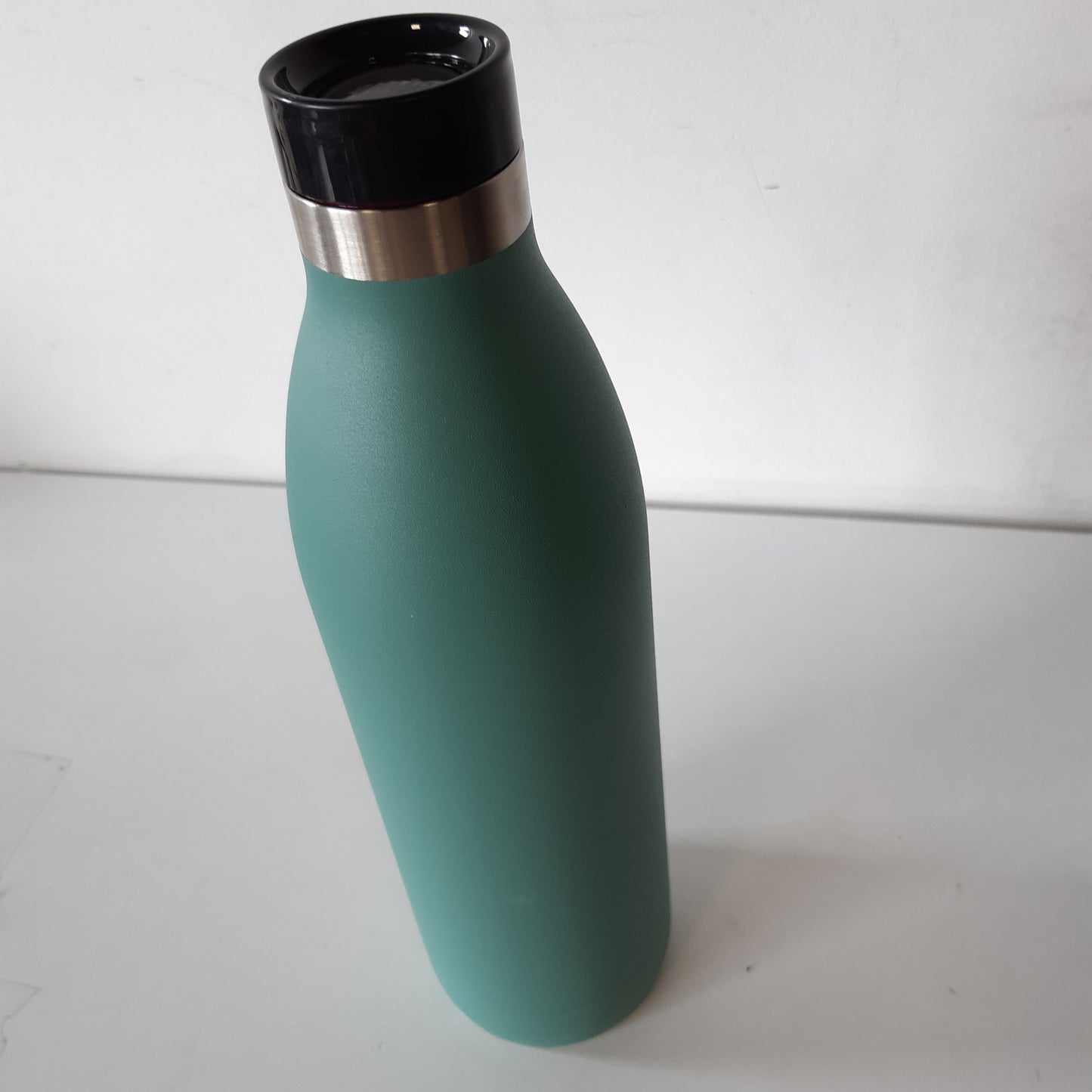 246401 - EMSA Shishe uji e izoluar Bludrop, 1 litër, 100% e papërshkueshme nga rrjedhjet, mbyllje me shtypje të shpejtë, çelik inox
