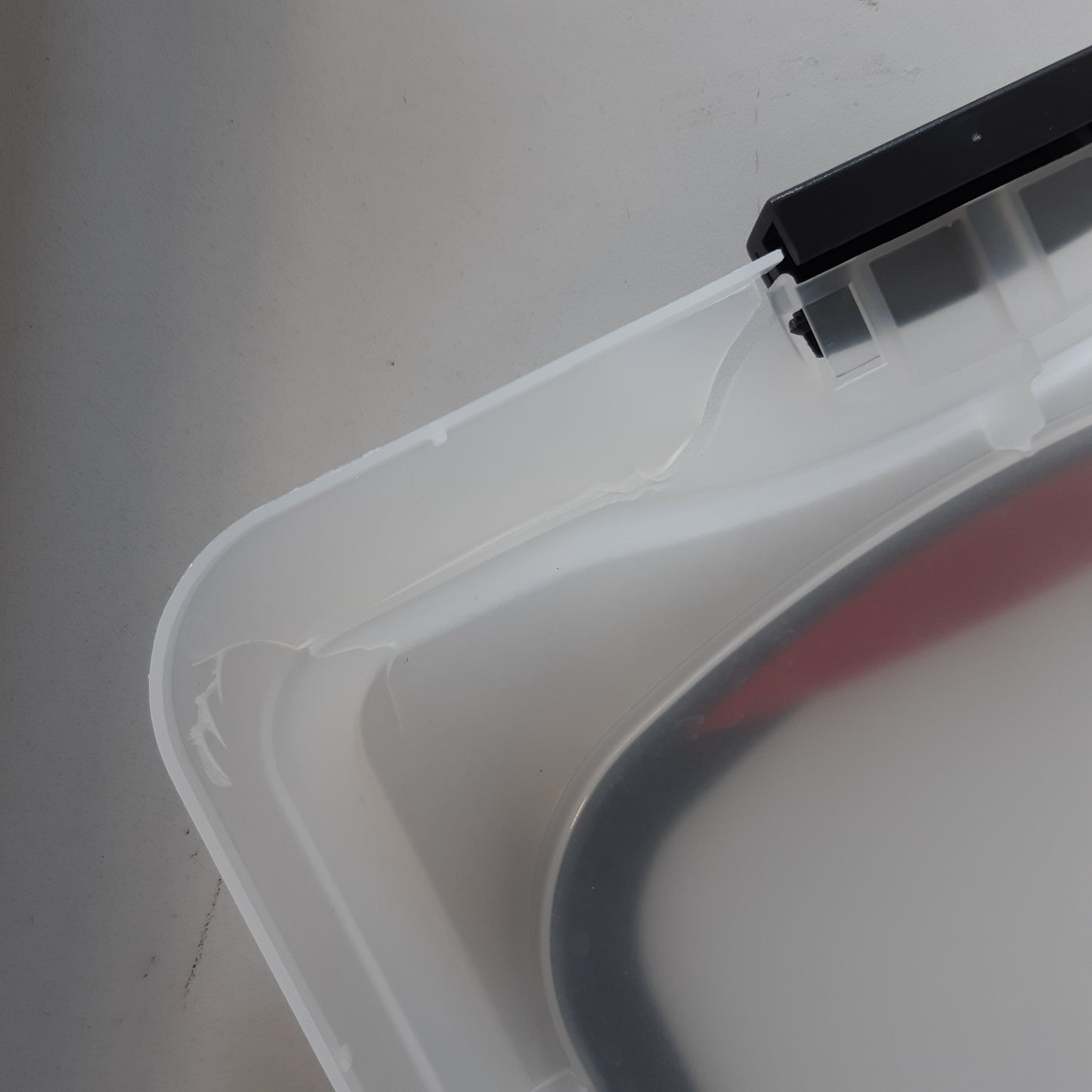 256040 - ZENKER Enë për tortë me fletë, tepsi pjekjeje me mbulesë transporti, tavë pjekjeje jo-ngjitëse me kapak dhe doreza të buta, dimensionet: 425x295x75 mm, sasia: 1 copë