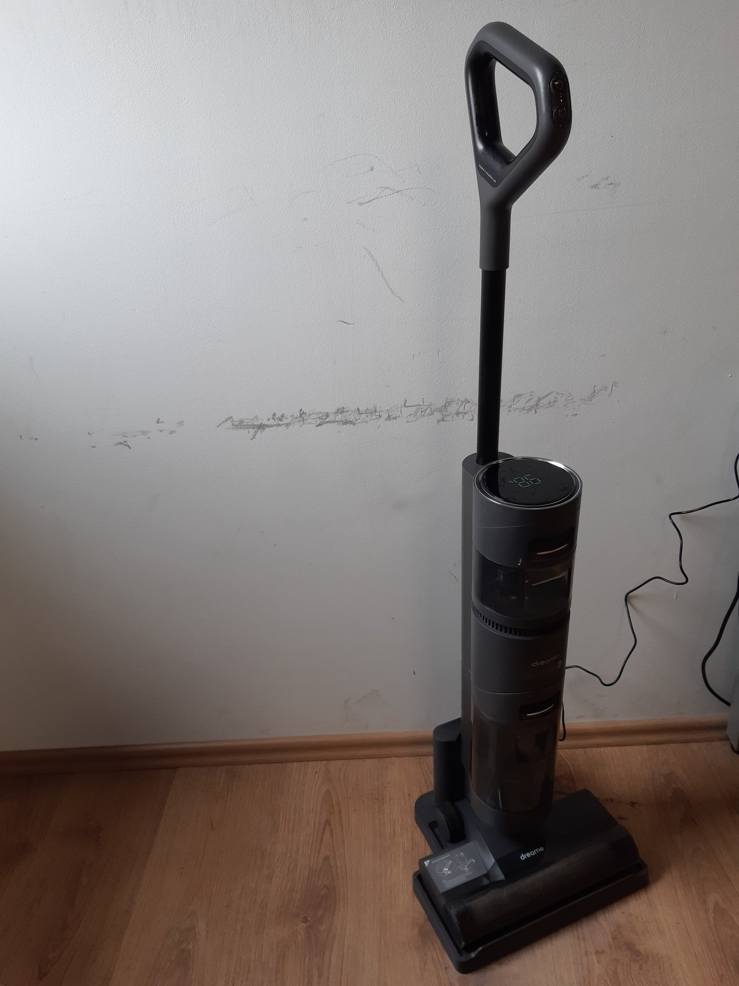 118053 - DREAME H12 Core Pastrues Dyshemeje pa Tel me Funksion Fshesë dhe Mopë, Kapacitet për Vetë-Pastrim 900ml, Jetëgjatësi Baterie, 2 Mënyra pastrimi për Dysheme dhe Sipërfaqe të Thata ose të Lagura