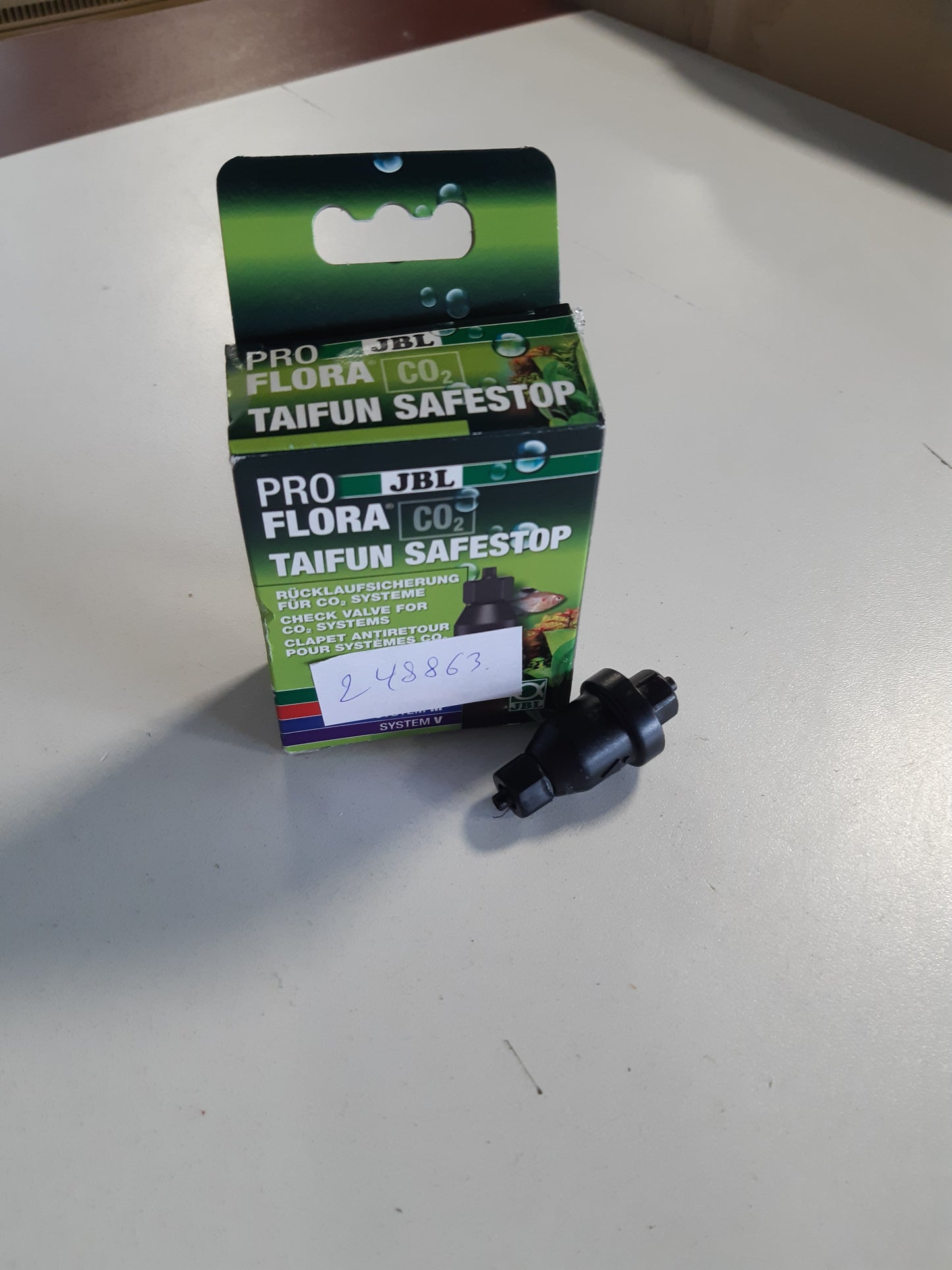 248863 - JBL PROFLORA CO2 TAIFUN SAFESTOP, parandalues i rrjedhjes së kundërt të ujit për sistemet CO2, për diametër tubi 4/6 mm