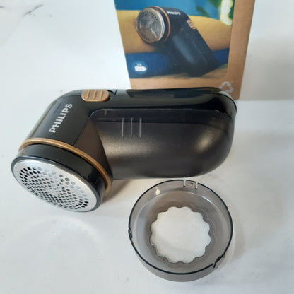 223828 - PHILIPS Heqës pushi GC026/80 - 8800 RPM, Teh i madh, 3 madhësi rrjete, i sigurt për të gjitha pëlhurat, Enë që pastrohet lehtë, Funksionon me 2 bateri AA, Dizajn kompakt