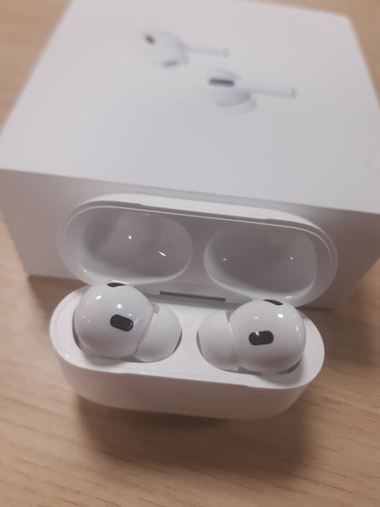 127245 - APPLE AirPods Pro, Gjenerata e 2-të me Mbulesë MagSafe, Modeli MTJV3ZM/A