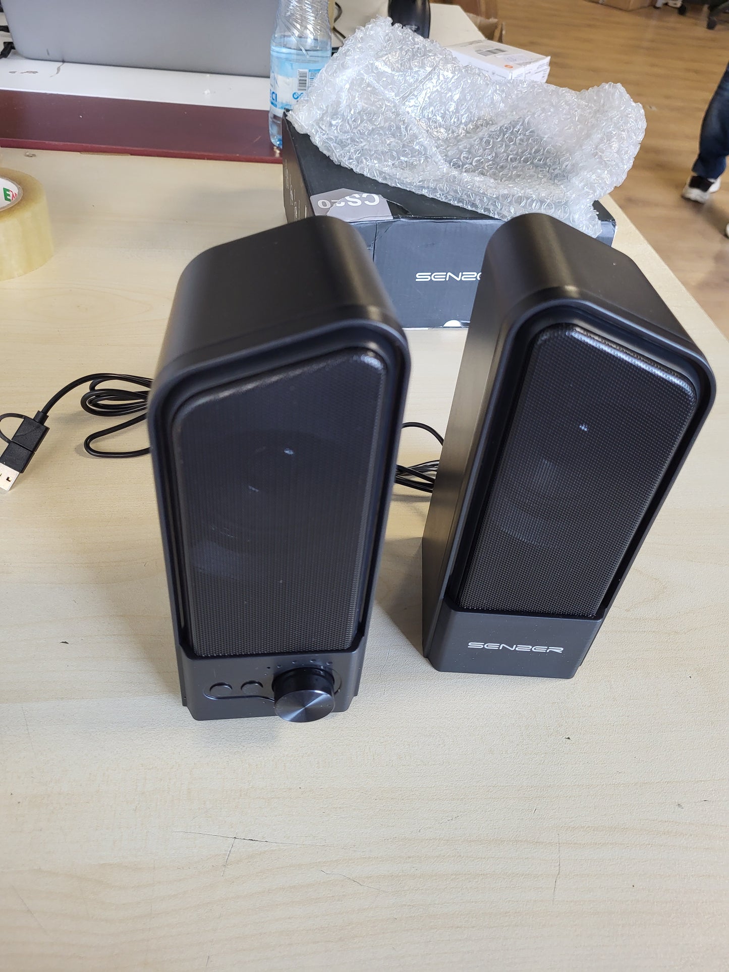268870 - SENZER CS20: Altoparlant për PC, soundbar për lojëra, Bluetooth, LED, fuqi USB, pa jack 3.5 mm.