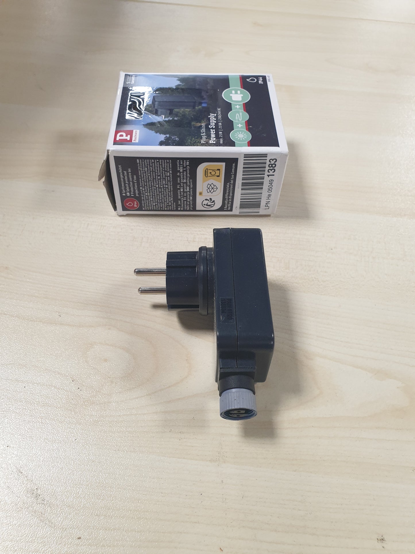222864 - PAULMANN 988.48 Furnizim me Energjia për Ambientet e Jashtme Plug & Shine IP44, 230/24V DC, 21W, 5 x 3 x 10.4 cm, i Zi