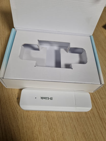 268142 - D-LINK DWM-222W Adaptor USB 4G LTE AX300 Wi-Fi 6, Dongle Portativ, Shkarkim 150 Mbps, Deri në 8 Pajisje