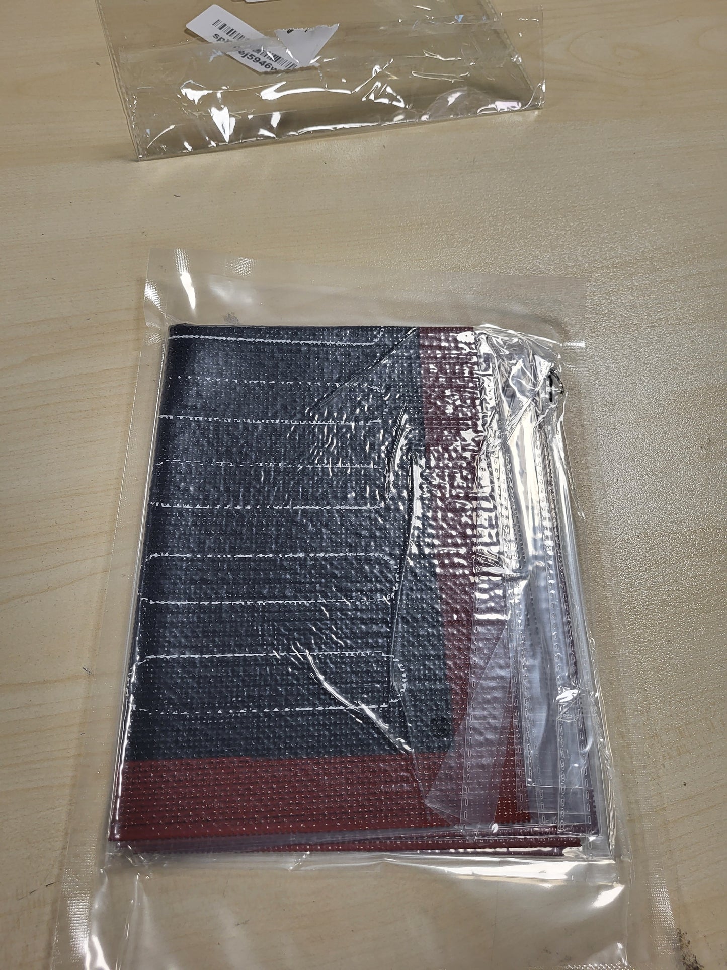 216543 - 2 Tapete furre prej silikoni të mikro-perforuara, 40 x 30 cm, rezistente ndaj nxehtësisë