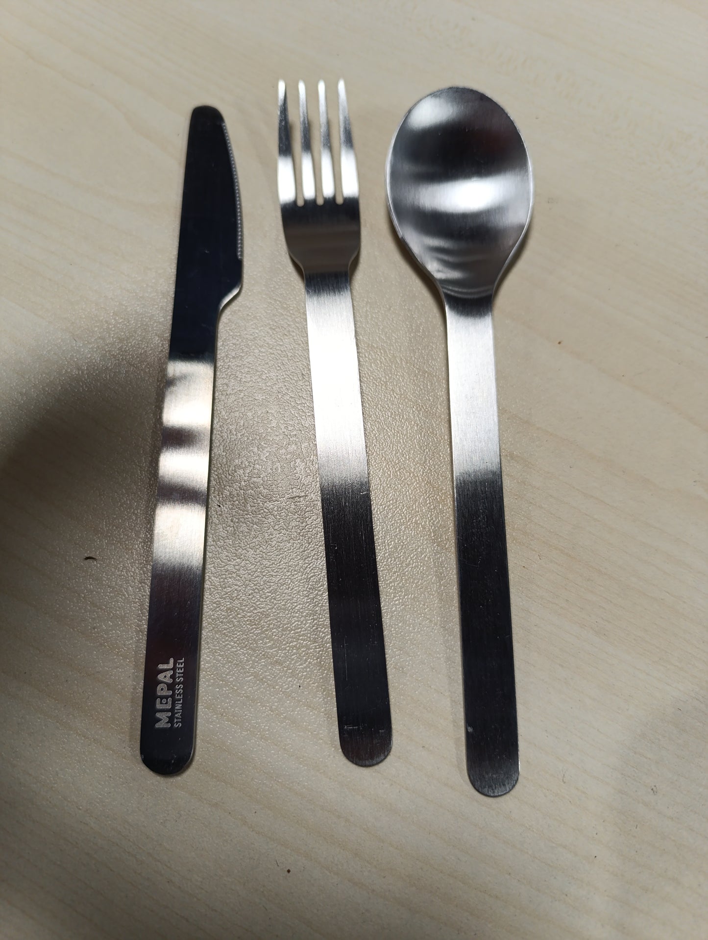 224332 - MEPAL Set takëmesh Ellipse 3 pjesë - Thikë, pirun dhe lugë - Çelik inox - Ngjyrë nordike e zezë