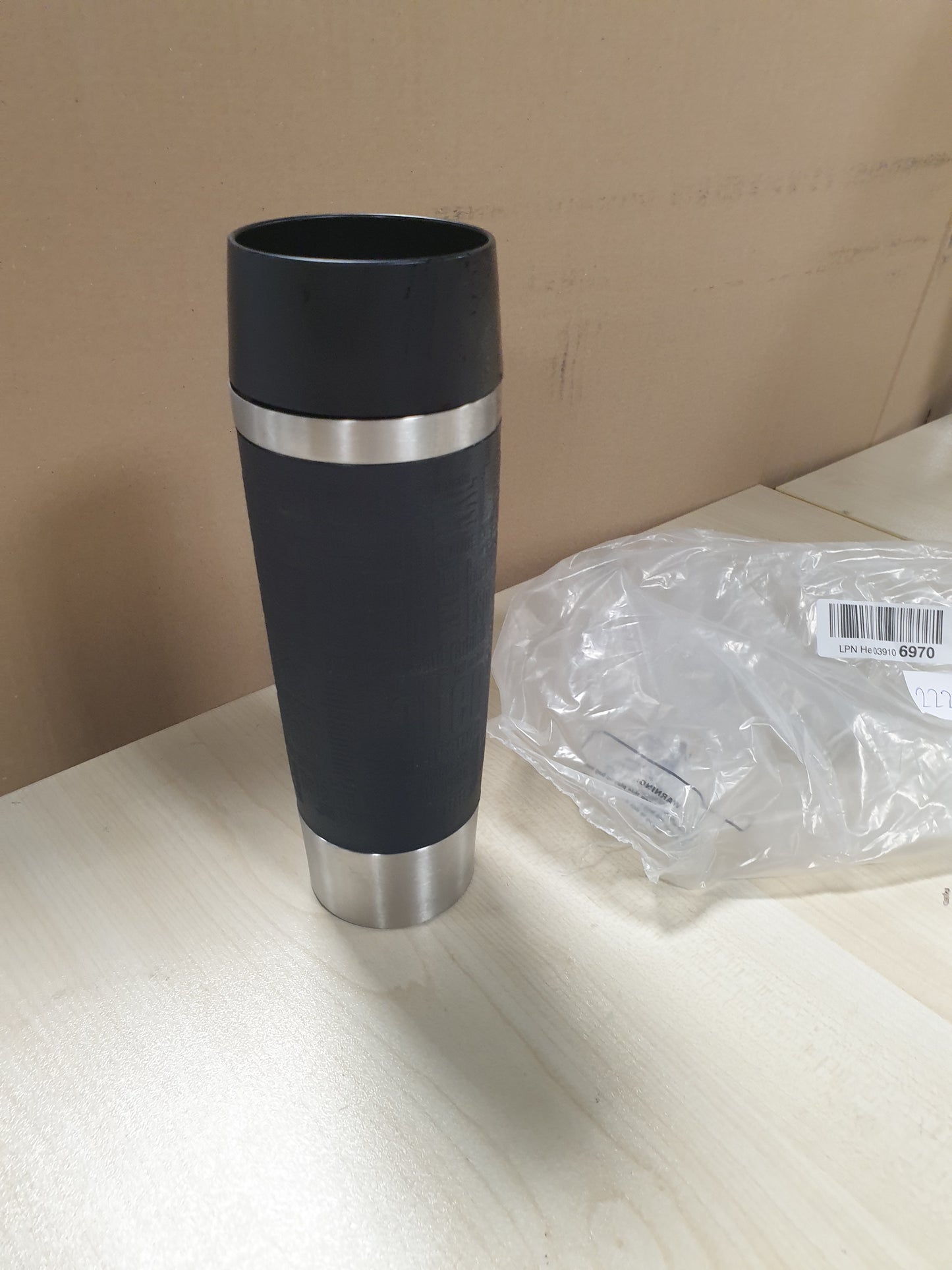 222222 - EMSA Filxhan Udhëtimi Termos Grande 500 ml, Izoluar, Mban Pijet të Nxehta për 6 orë, të Ftohta për 12 orë, i Zi, 515615
