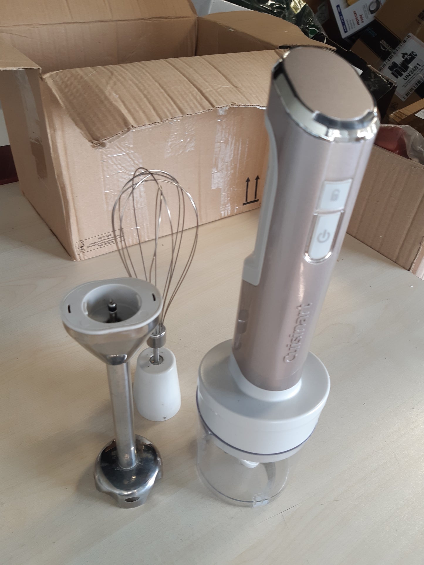 162132 - CUISINART Blender dore 3-në-1 pa tel | Blender dore dhe kavanoz 700 ml pa BPA, mini copëtues 250 ml | I rikarikueshëm | I përshtatshëm për lavastovilje