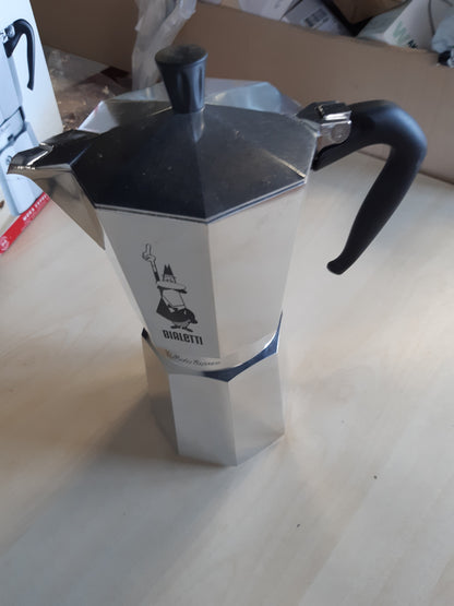 245212 - BIALETTI Moka Express, Makina për espresso, 800ml (18 gota), alumini, argjendi