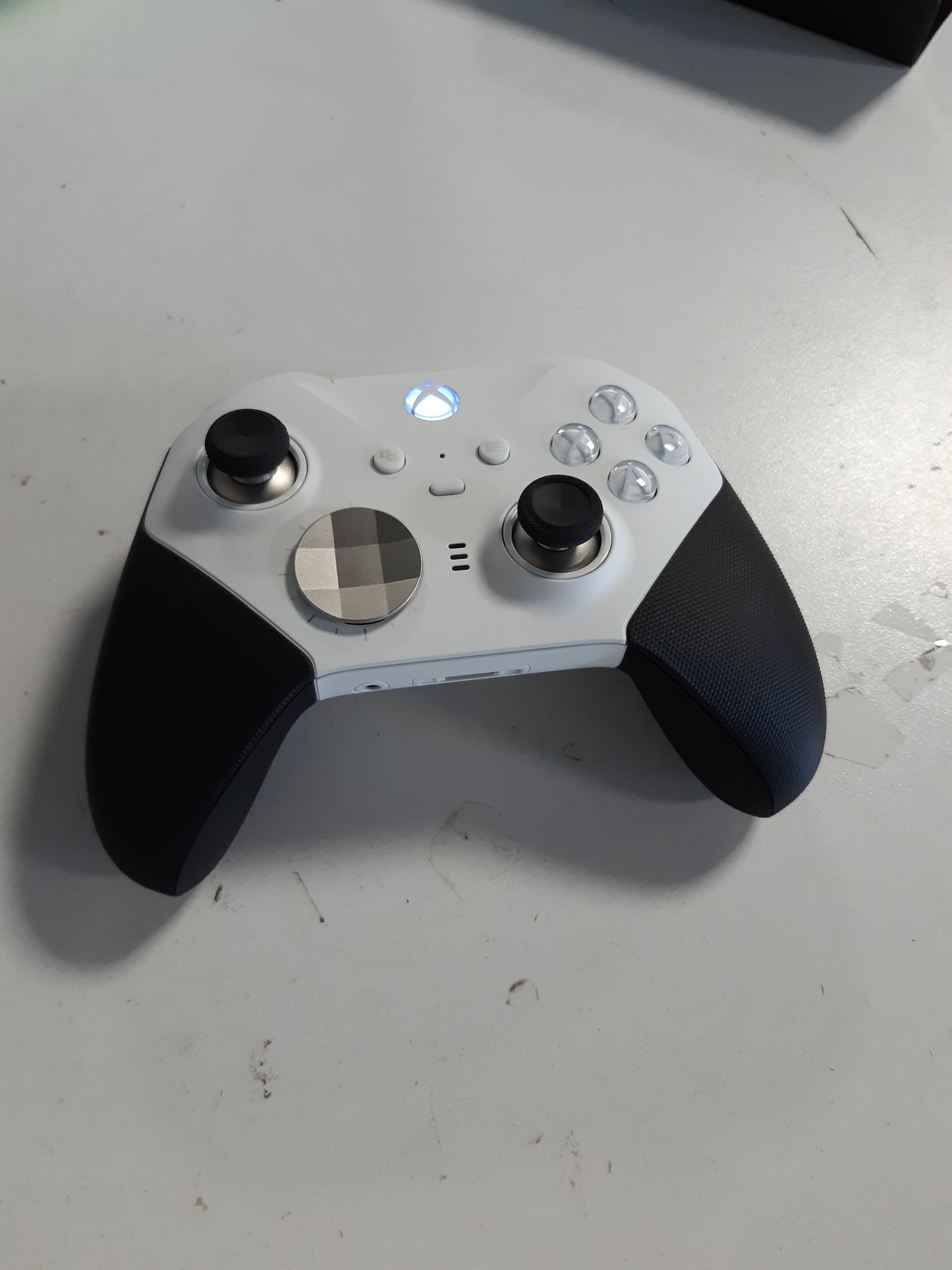 267631 - XBOX Kontrollues pa tel Elite White - për Xbox One, Xbox Series X|S, Windows 10/11, Android, iOS