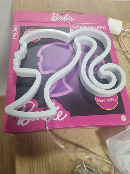 150078 - Paladone Barbie – Dritë LED neoni, llampë në formë kukulle rozë me licencë zyrtare, e furnizuar me USB.