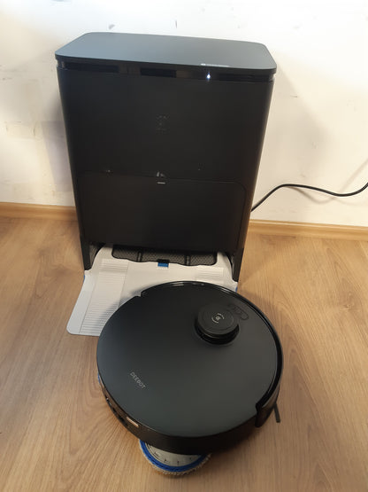 213001 - ECOVACS Fshesë me korrent robotike DEEBOT T30S PRO, 11,000 Pa, pastrim me ujë të nxehtë 70°C, bateri 6,400mAh