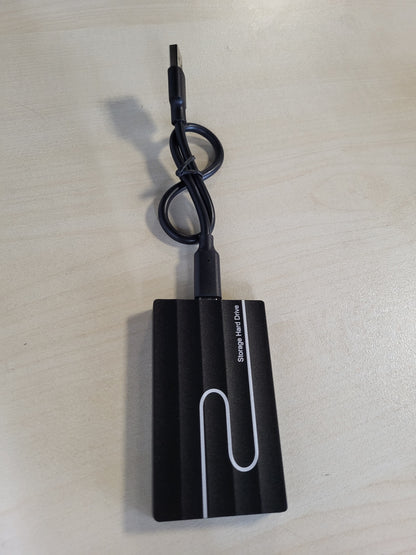 266359 - PLOKË e Jashtme Pompeian 2TB, Memorje e Hard Diskut të Lëvizshëm Ultra të Hollë, Universal, e Përdorshme, Strehë Alumini (e Zezë)