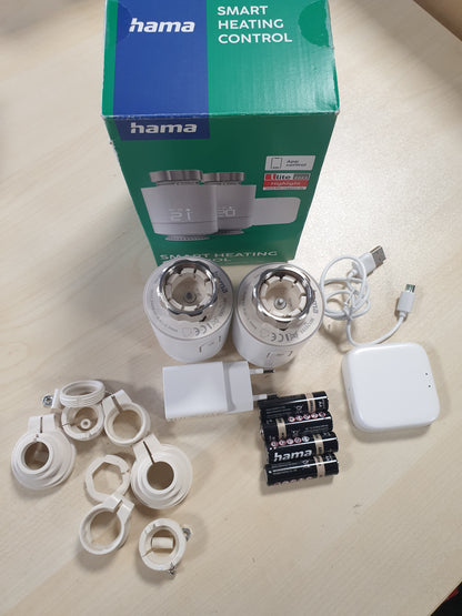 163358 - HAMA Termostat Radiatori Set prej 2 copësh me Hub, Konroll Ngrohjeje Wi-Fi, Kompatibil me të Gjitha Valvulat, i Programueshëm, Kontroll ngrohjeje nëpërmjet Aplikacionit