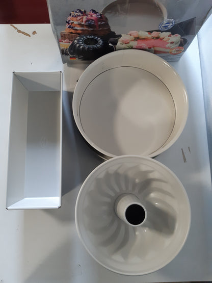 204636 - DR. OETKER PREMIUM Set Tavash Pjekjeje – 270 mm, Rezistent ndaj Nxehtësisë deri në 230°C, Përfshin Kutinë e Palosshme, Garanci 5-Vjeçare