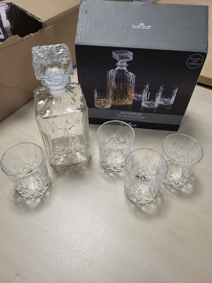 256046 - BARCRAFT Set Dhurate për Dekanter Uiski dhe Gotë, 5 pjesë, dekantues 900ml me tapë silikoni dhe 4 gota, dimensionet: 26 x 10 x 24 cm