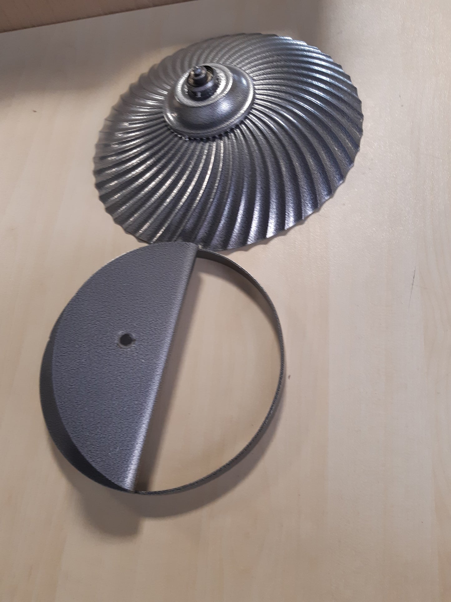 250981 - DEHNER Aksesorë për brejtës, disk për vrapim të shpejtë, afërsisht 29.5 x 19 x 26 cm, metal, i zi