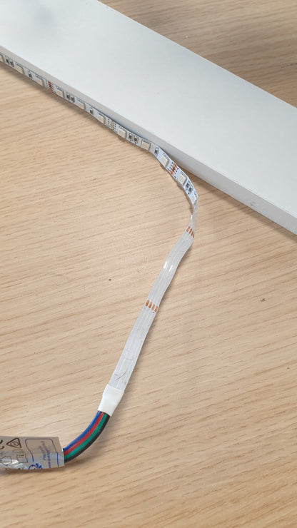 244830 - VIDA XL Komodina të montuara në mur me drita LED, 2 copë, të bardha