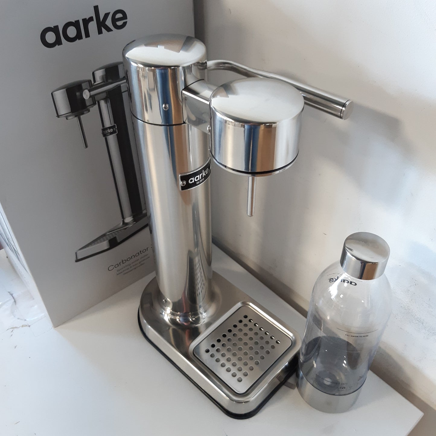 255042 - AARKE Carbonator 3, pajisje për pije të gazuara, shishe uji, sipërfaqe çeliku
