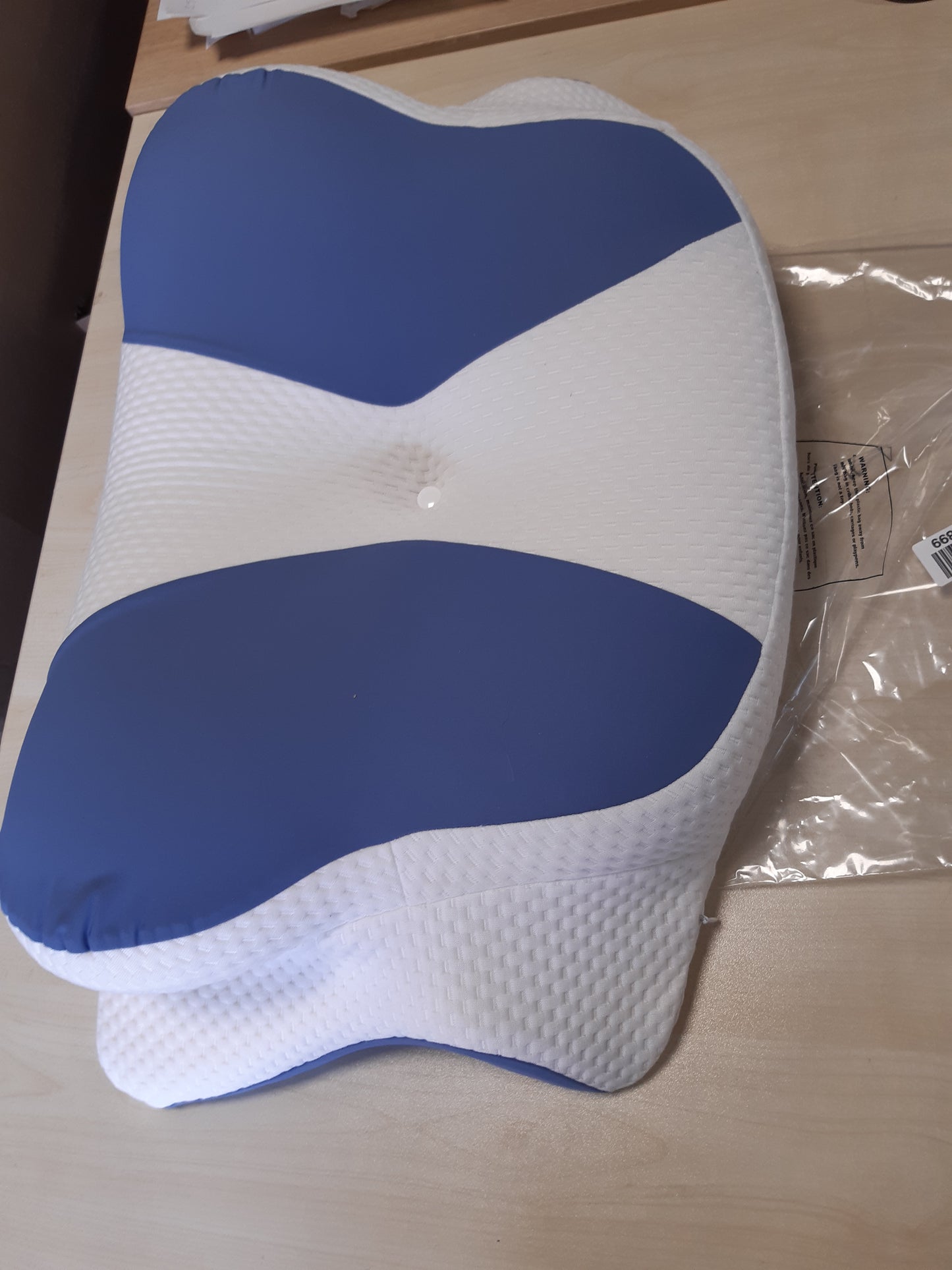 251512 - ASBTOS Jastëk për Qafën Ergonomik 66 x 40 x 14 cm, Shkumë Memorie për Rehati në Shpatulla dhe Qafë
