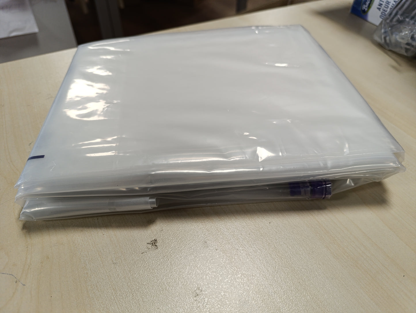 167901 - DREAMZIE Mbrojtëse Dyshekësh për Lëvizje dhe Ruajtje me Zinxhir, Plastikë, 30 cm e Trashë - Qese Ruajtjeje dhe Organizuese Lëvizjeje - e Qëndrueshme - Madhësia 160x200 cm