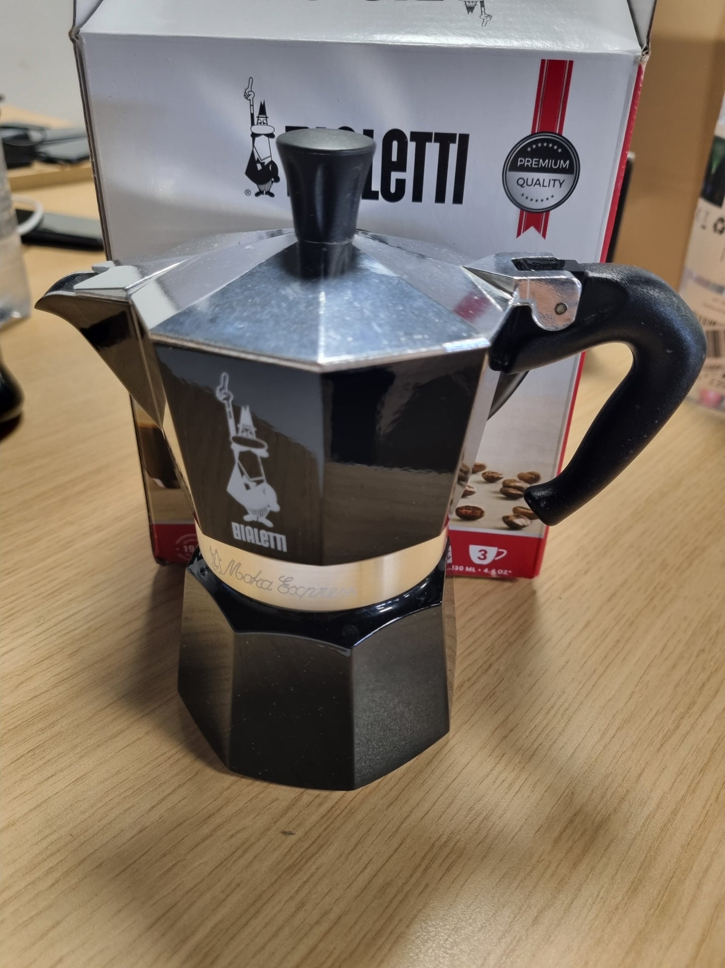 222451 - BIALETTI Moka Color Makinë Ekspreso 3 Gotash (130 ml) Alumini e Zezë