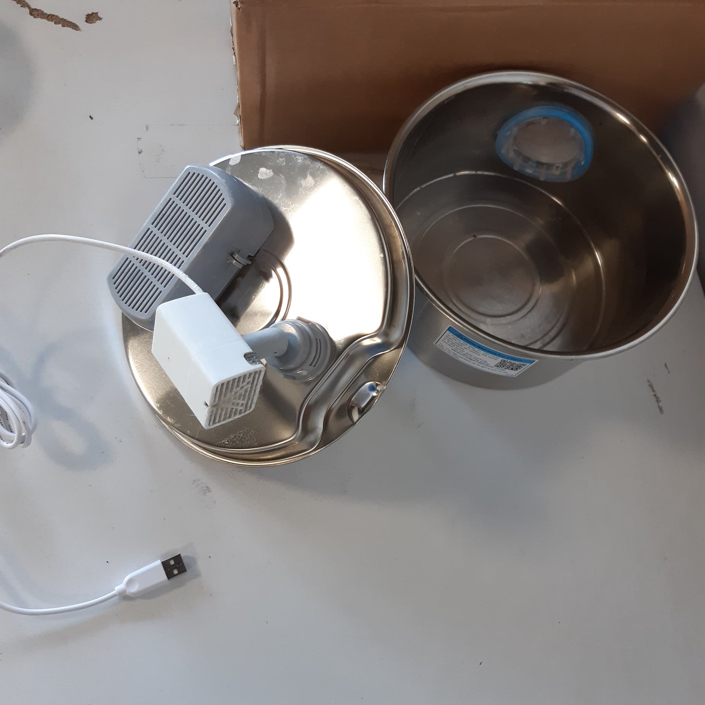 214767 - Shatërvan për Mace prej Çeliku Inoks, 2.6L me Dritare Niveli Uji, Dispenser Uji Elektrik Ultra i Qetë