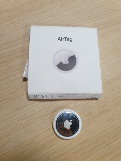 266508 - APPLE AirTag, Gjurmoni Çelësat, Bateri e Zëvendësueshme, Rezistent ndaj Ujit, Konfigurim me një Prekje me iPhone ose iPad