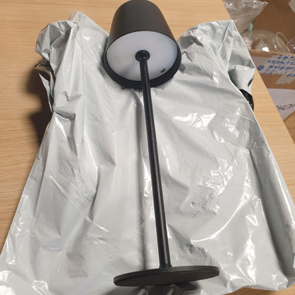 248213 - UPXNBOR Llambë tavoline LED pa tel, me prekje, e rikarikueshme, për ambiente të brendshme/të jashtme, Dritë e ngrohtë me 3 nivele, IP54, Strehë metalike, e zezë