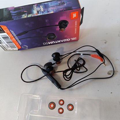 268353 - JBL Quantum 50 Kufje për Lojëra me Tel, Mikrofon me Tel, Kompatibilitet me Shumë Platforma për PC dhe Konzola, të Zeza