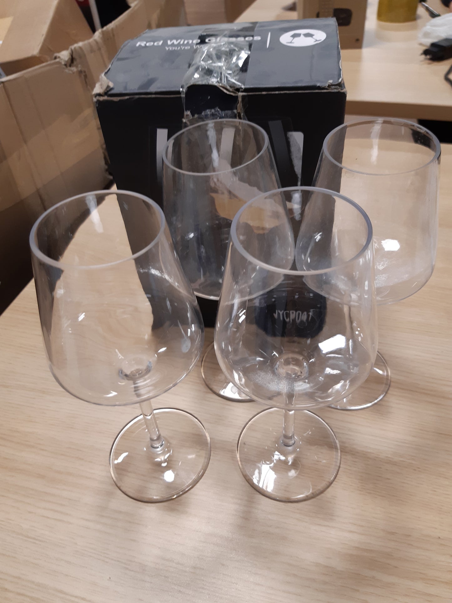 96603 - HAHASHOW Gotë Plastike për Verë të Bardhë Tritan, Set prej 4 Gotash për Verë të Kuqe, Kapacitet 445 ml, e Përshtatshme për Lavastovilje, për Festa në Kamping