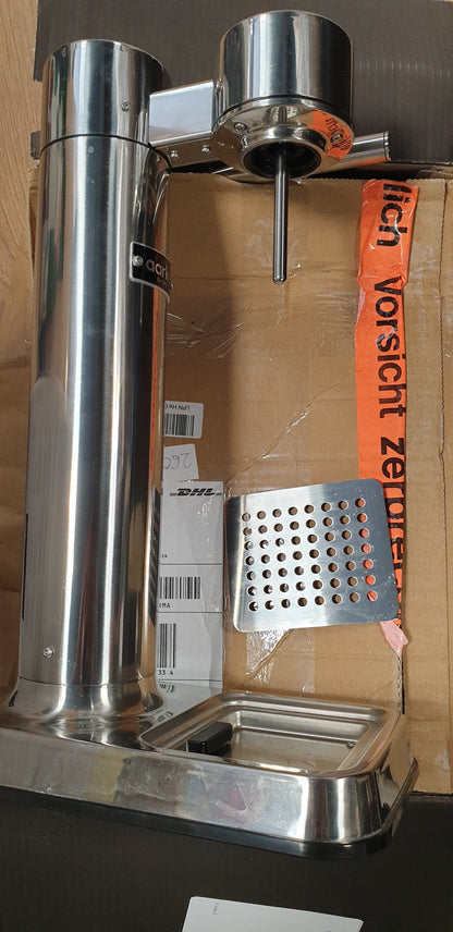 260028 - AARKE Carbonator 3, karbonator uji prej çeliku inox, përfundim modern, prodhues uji i gazuar, i pajtueshëm me cilindra CO2 60L