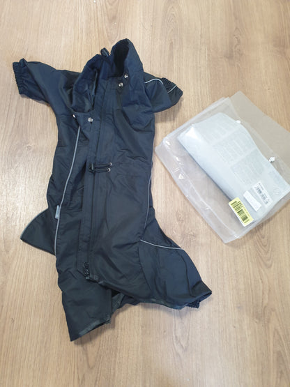 222088 - KERBL Pet Manchester - Mushama shiu për qen, e zezë, 50 cm, poliester, me mbrojtje për këmbët