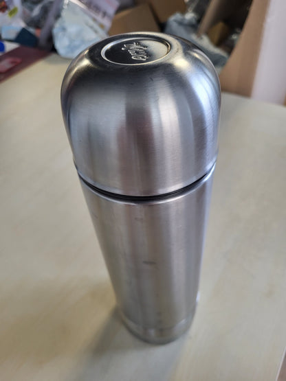 185308 - EMSA 618101600 SENATOR Shishe Izoluese Portative Termike për Kafe, 1000ml, Çelik Inox, me Mbyllje të Sigurt