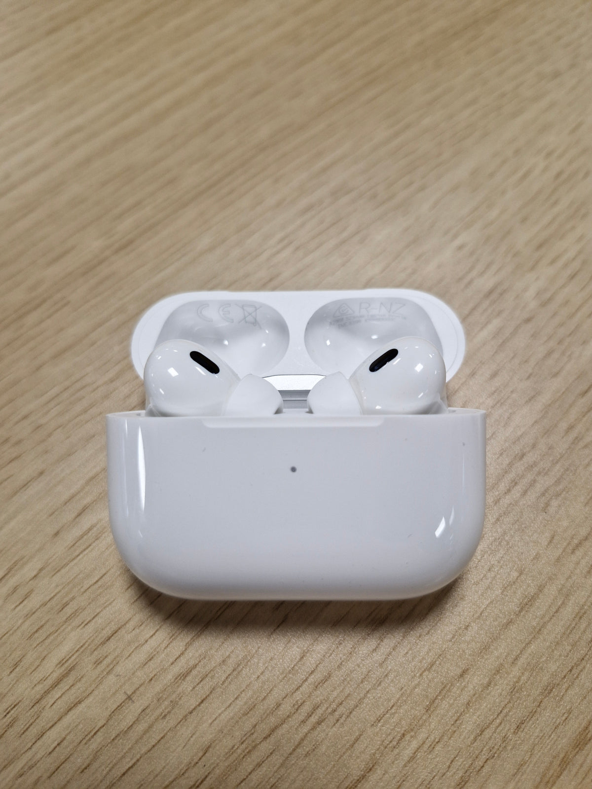 112659 - APPLE AirPods Pro (Gjenerata e 2-të) me Mbulesë MagSafe MTJV3ZM/A, Bluetooth 5.0