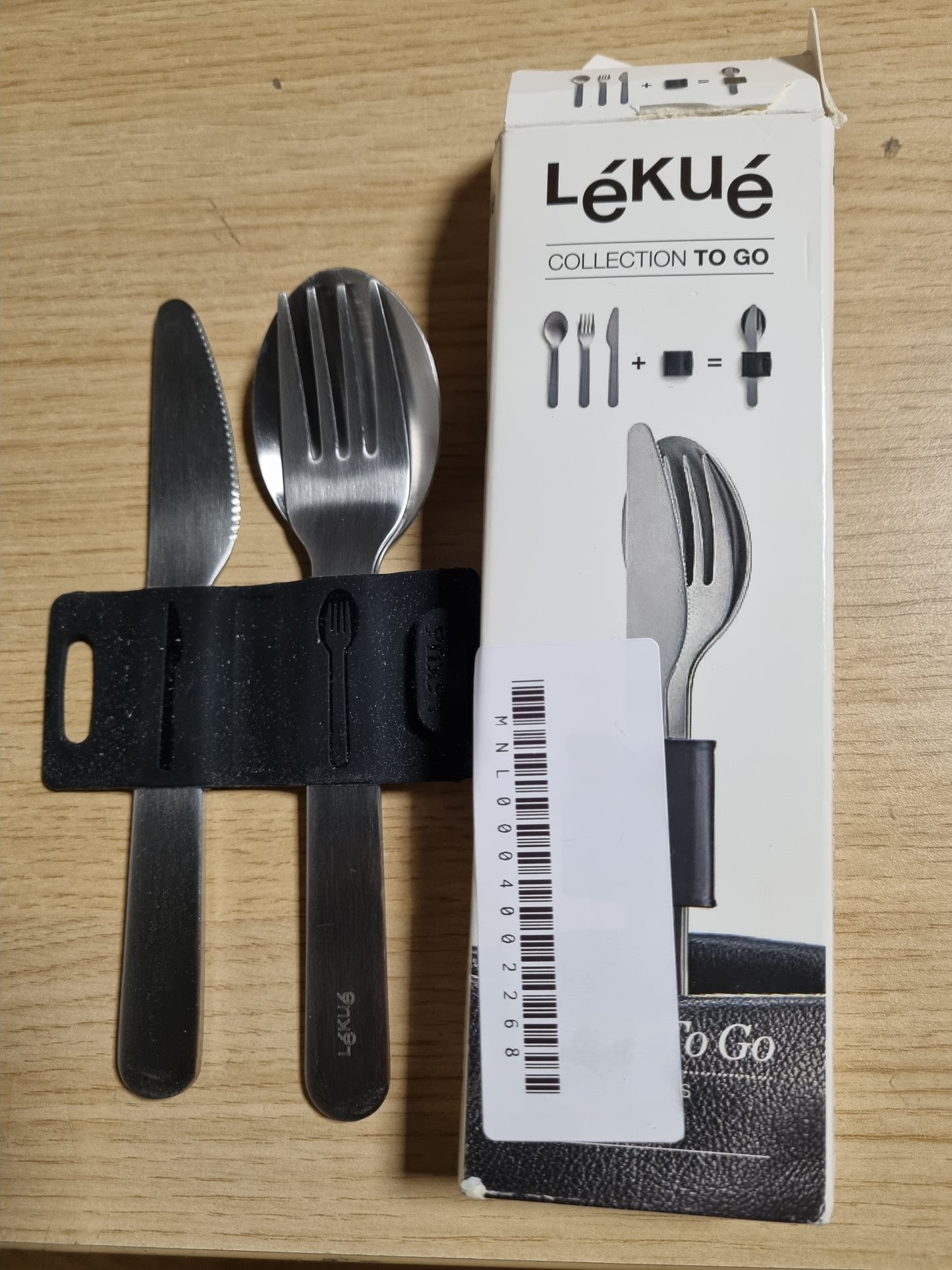 141708 - Lekue Basics To Go – Set takëmesh për udhëtim që përfshin pirun, thikë dhe lugë.