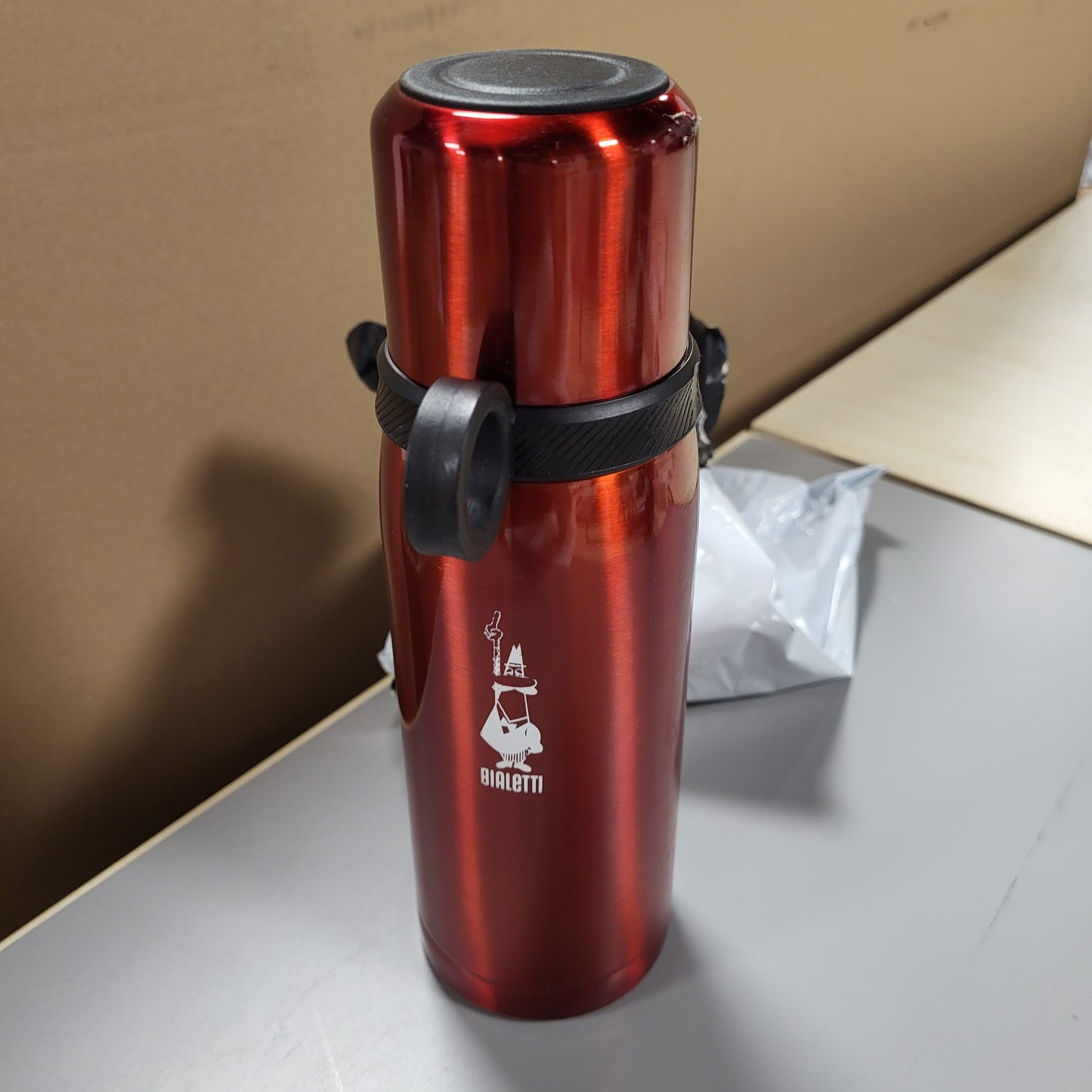 263241 - BIALETTI Shishe uji termal To Go me kapak dhe gotë, mur të dyfishtë, mban pijet të ngrohta për 12 orë dhe të ftohta për 24 orë, kapacitet 460ml, çelik inox, e kuqe